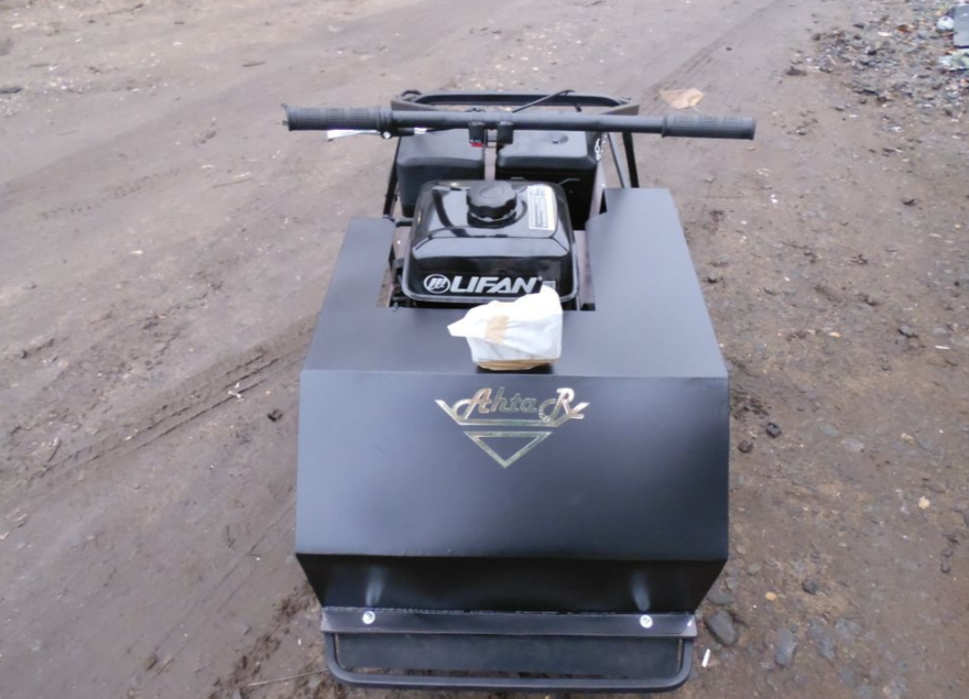 Мотобуксировщик AhtaR Зима 9 л/с с вариатором в Долгопрудном