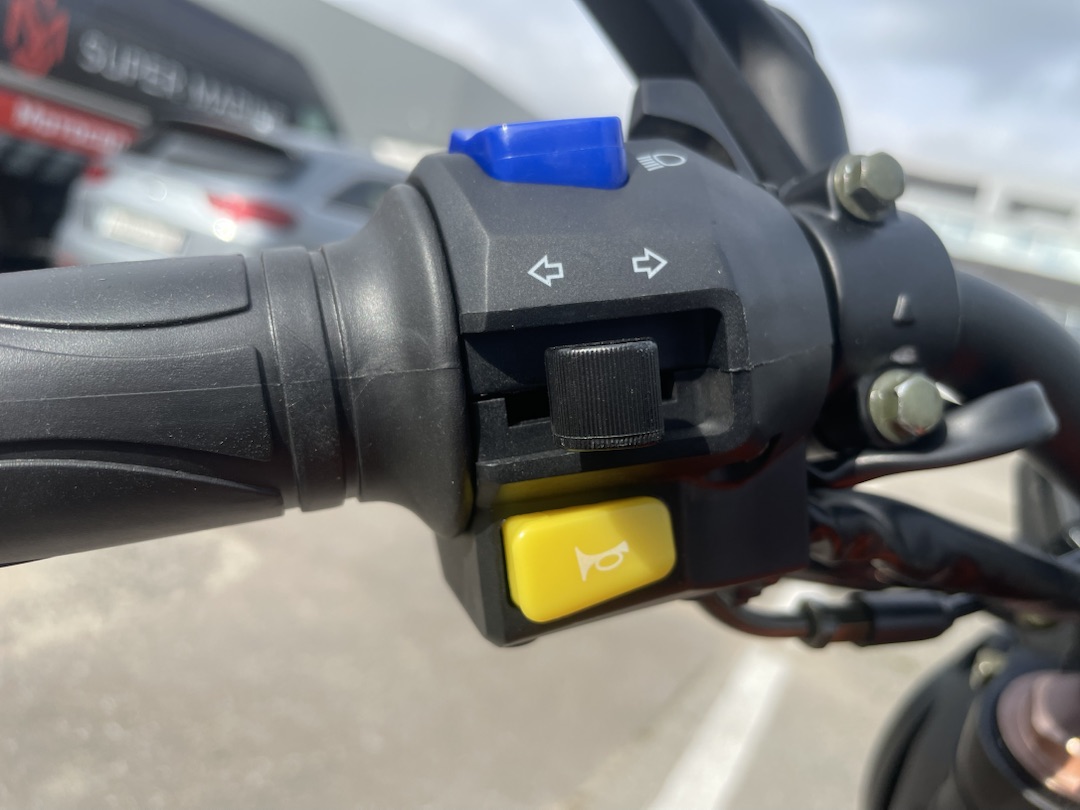 Мопед PROMAX CB150R (49) в Долгопрудном