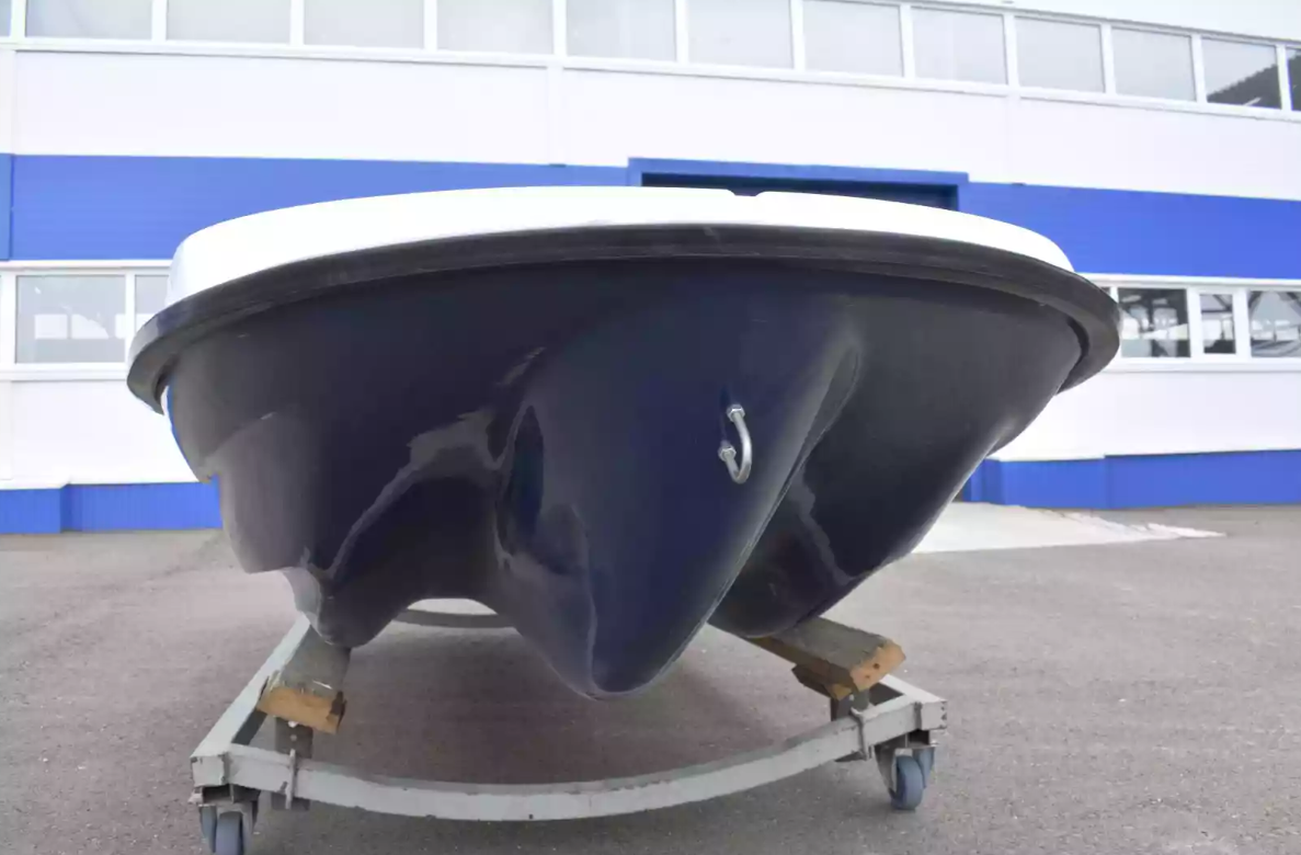 Стеклопластиковая лодка Пингвин New (тримаран) в Долгопрудном