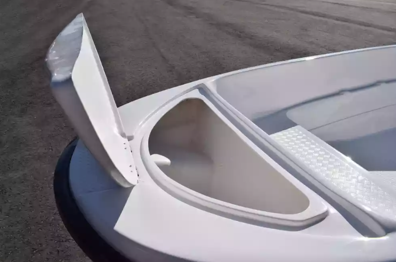 Стеклопластиковая лодка Пингвин (тримаран) в Долгопрудном