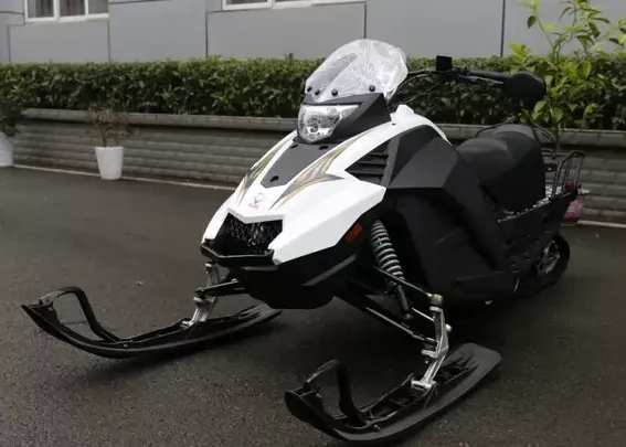 Снегоход ULAR 220 в Долгопрудном