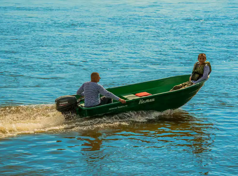 Стеклопластиковая лодка Neman-340 (тримаран) в Долгопрудном