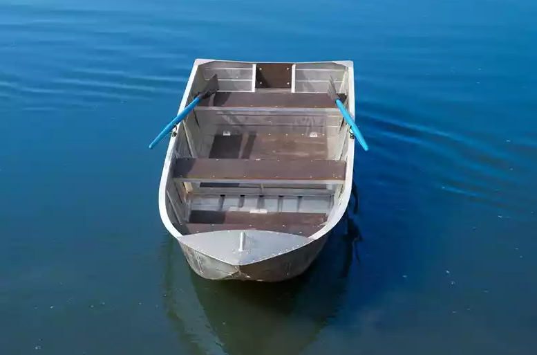 Алюминиевая лодка Вятка-Профи 32 в Долгопрудном