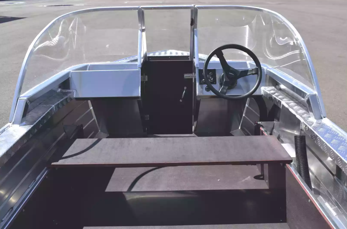 Алюминиевая лодка Wyatboat-390 DCM в Долгопрудном