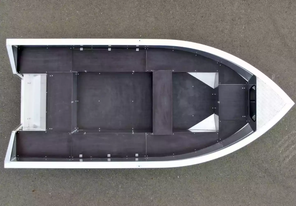 Алюминиевая лодка  Неман-420 в Долгопрудном