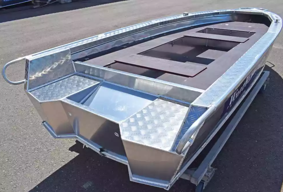 Алюминиевая лодка Wyatboat-390РМ в Долгопрудном