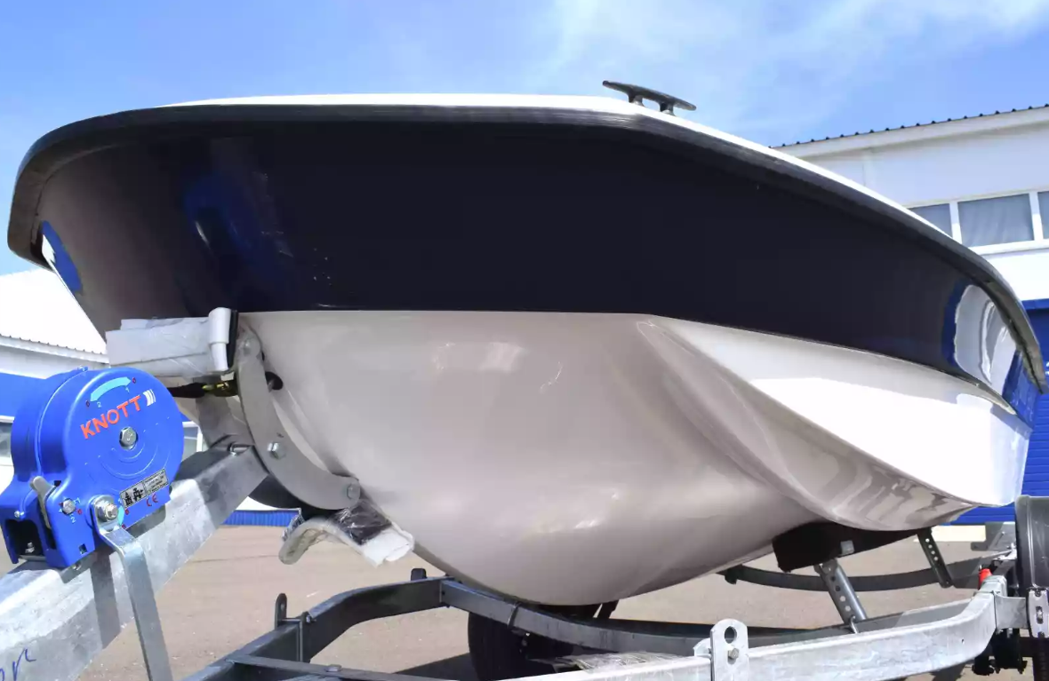 Стеклопластиковая лодка Wyatboat 430 тримаран в Долгопрудном