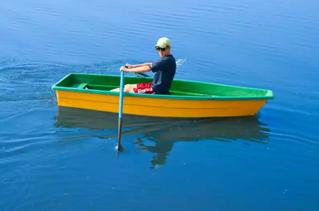 Стеклопластиковая лодка Малютка в Долгопрудном