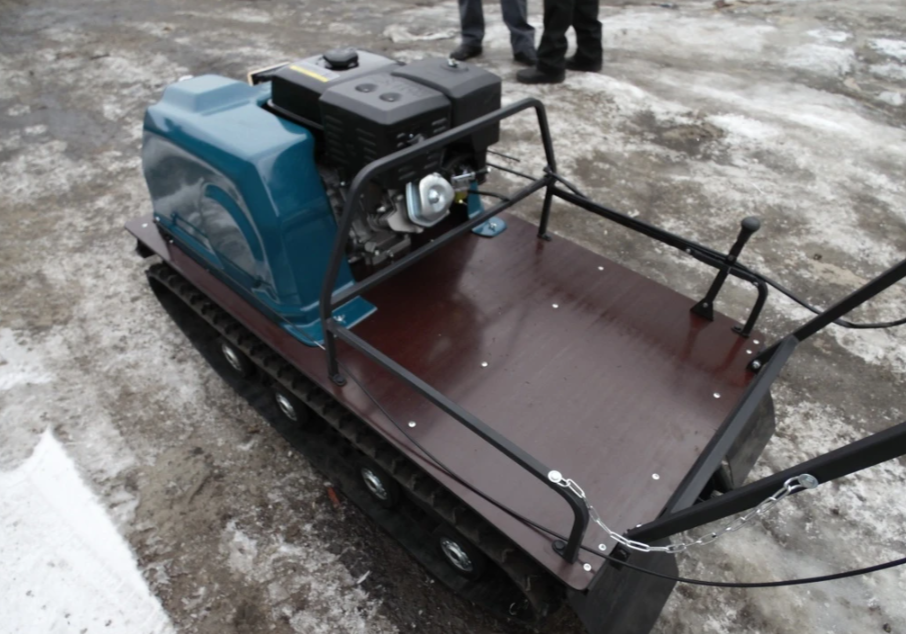 Мотобуксировщик AhtaR LR13 с реверс-вариатором Буран (задний ход) в Долгопрудном