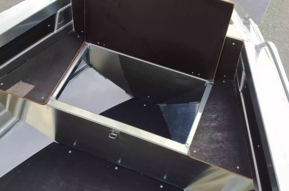 Алюминиевая лодка  Неман-480 Р в Долгопрудном