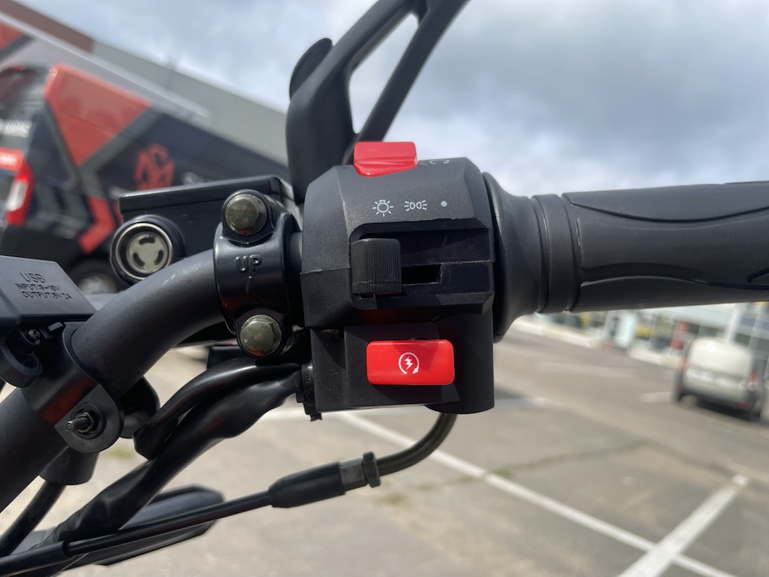 Мопед PROMAX CB150R (49) в Долгопрудном