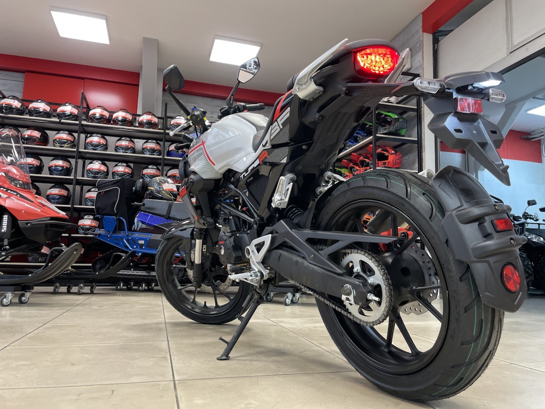 Мопед PROMAX CB150R (49) в Долгопрудном