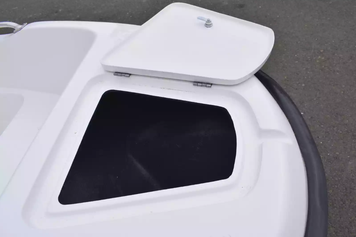 Стеклопластиковая лодка Пингвин New (тримаран) в Долгопрудном