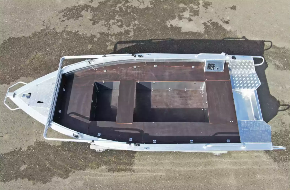 Алюминиевая лодка Wyatboat-390РМ в Долгопрудном