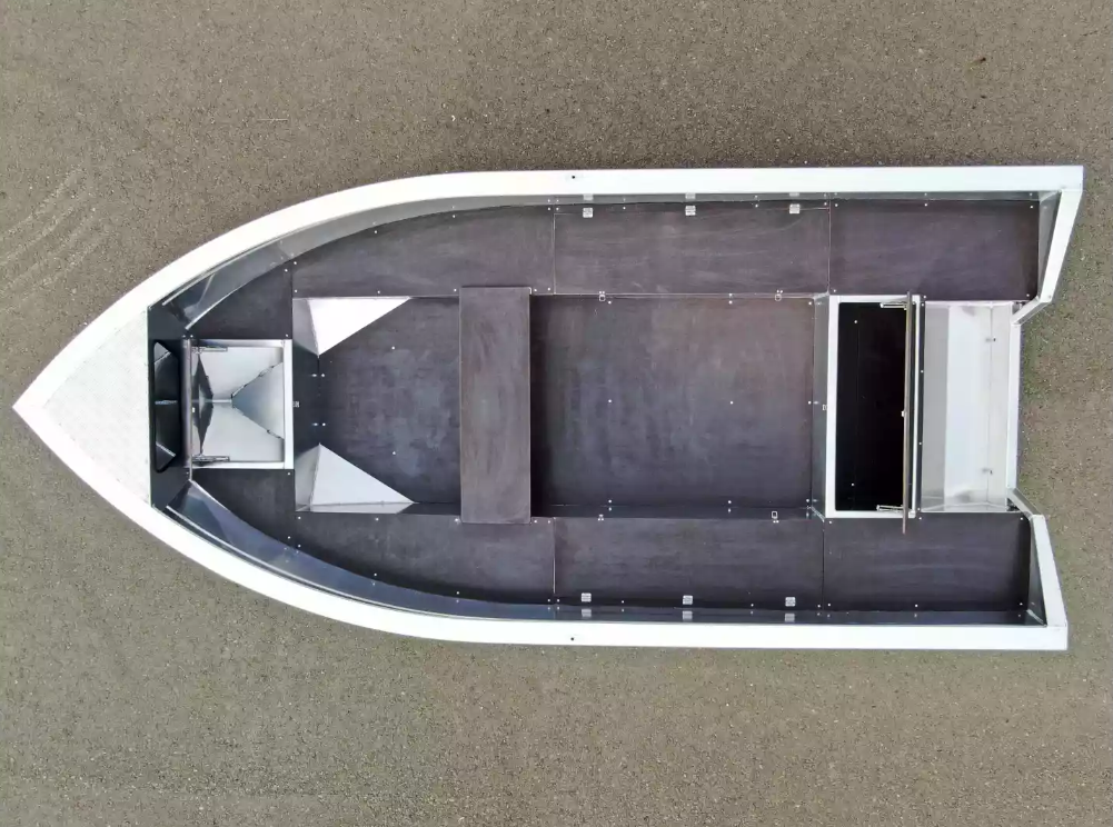 Алюминиевая лодка  Неман-420 в Долгопрудном