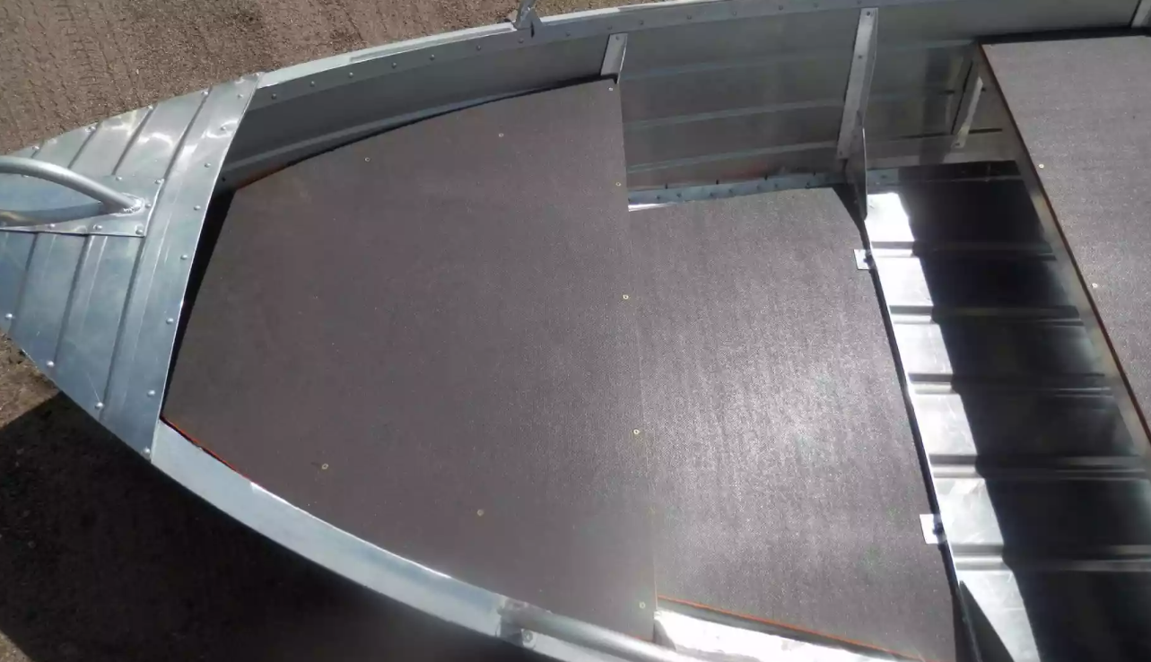 Алюминиевая лодка Вятка-Профи 32 в Долгопрудном