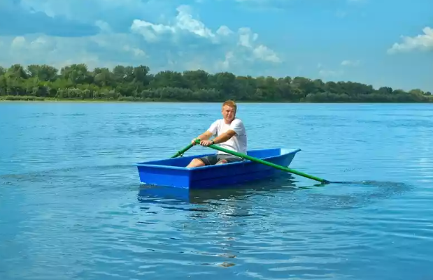 Стеклопластиковая лодка Малютка в Долгопрудном