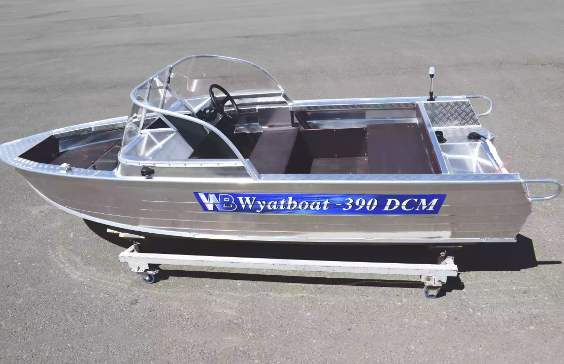 Алюминиевая лодка Wyatboat-390 DCM в Долгопрудном