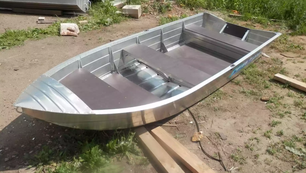 Алюминиевая лодка Вятка-Профи 32 в Долгопрудном