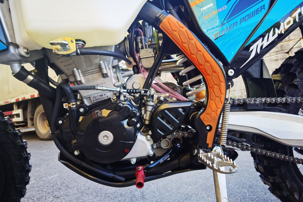 Мотоцикл JHLMOTO JHL Z7 NC250S (177MM-A) в Долгопрудном