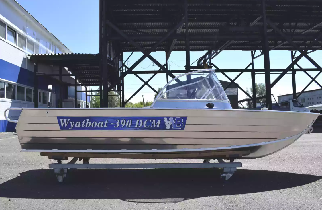 Алюминиевая лодка Wyatboat-390 DCM в Долгопрудном