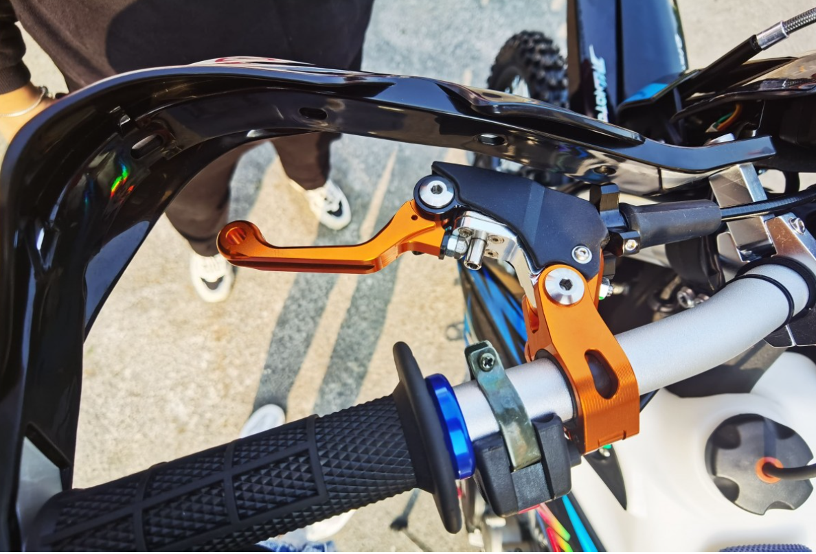 Мотоцикл JHLMOTO JHL Z3 CB250 (172FMM-3A) в Долгопрудном