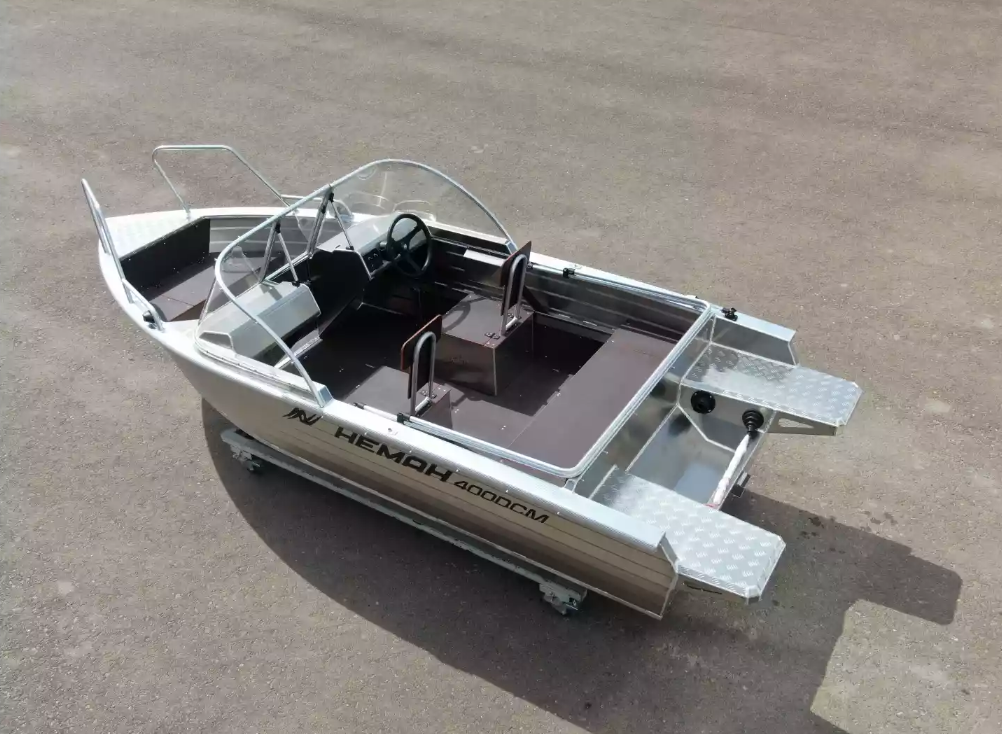 Алюминиевая лодка  Неман-400 DCM NEW в Долгопрудном