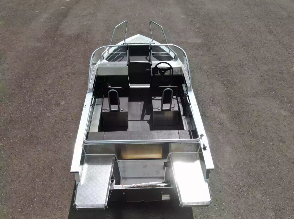 Алюминиевая лодка  Неман-400 DCM NEW в Долгопрудном