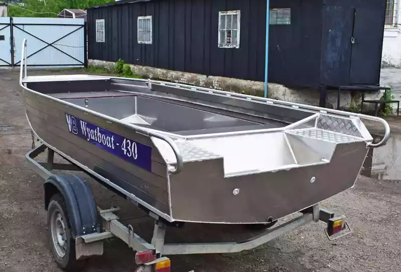 Алюминиевая лодка  Wyatboat-430 Master в Долгопрудном