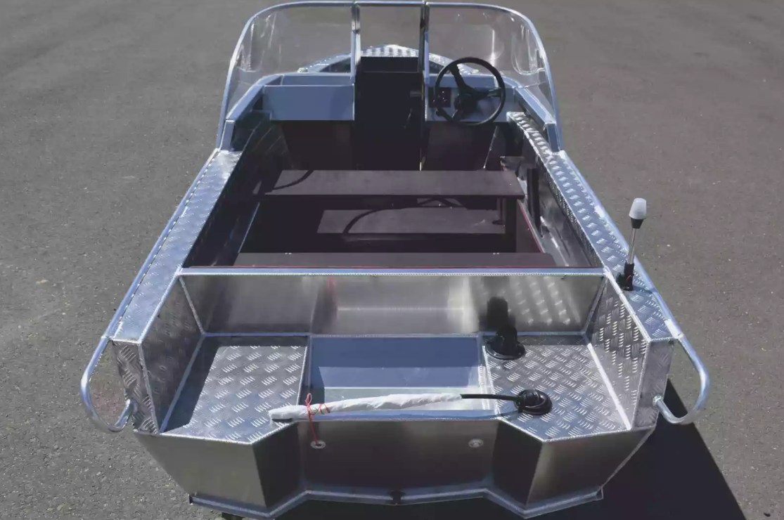 Алюминиевая лодка Wyatboat-390 DCM в Долгопрудном