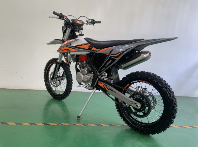 Мотоцикл JHLMOTO JHL LX4 CB300RL (175FMN) в Долгопрудном