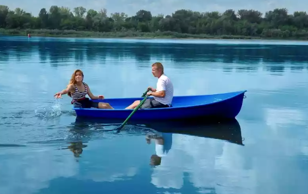 Стеклопластиковая лодка Дельфин в Долгопрудном