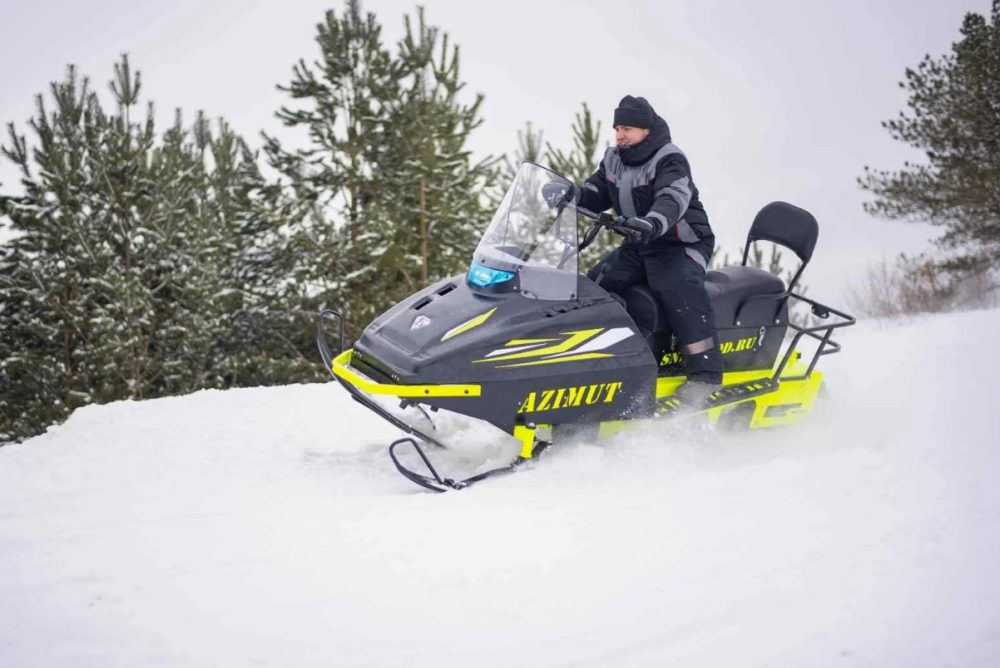 Миниснегоход Бурлак Азимут 24 л.с. , эл.запуск, реверс, тормоз гидравл, капот черный в Долгопрудном