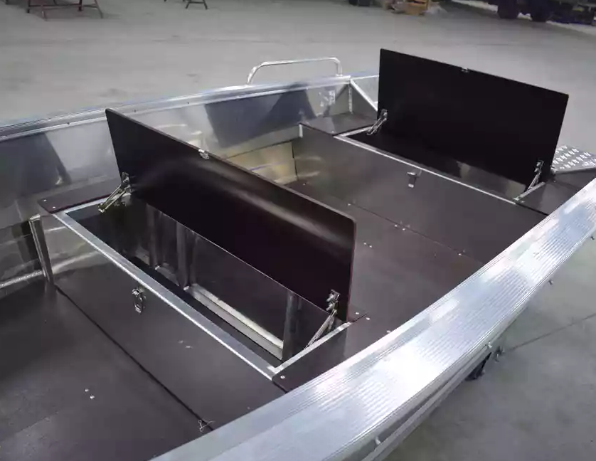 Алюминиевая лодка  Wyatboat-430 Р в Долгопрудном