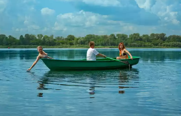 Стеклопластиковая Лодка Голавль в Долгопрудном