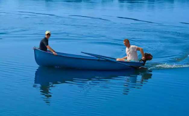 Стеклопластиковая лодка Омуль в Долгопрудном