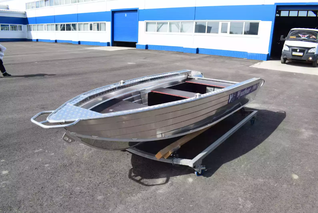 Алюминиевая лодка Wyatboat-390 P в Долгопрудном