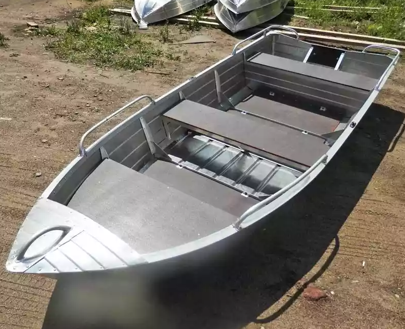 Алюминиевая лодка Вятка-Профи 37 в Долгопрудном