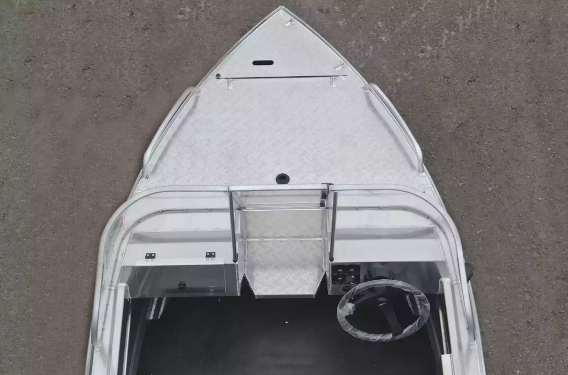 Алюминиевая лодка  Neman-400 PRO в Долгопрудном