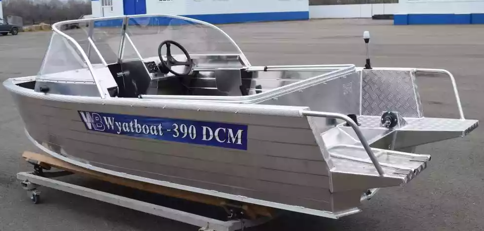 Алюминиевая лодка Wyatboat-390 DCM Увеличенный борт в Долгопрудном