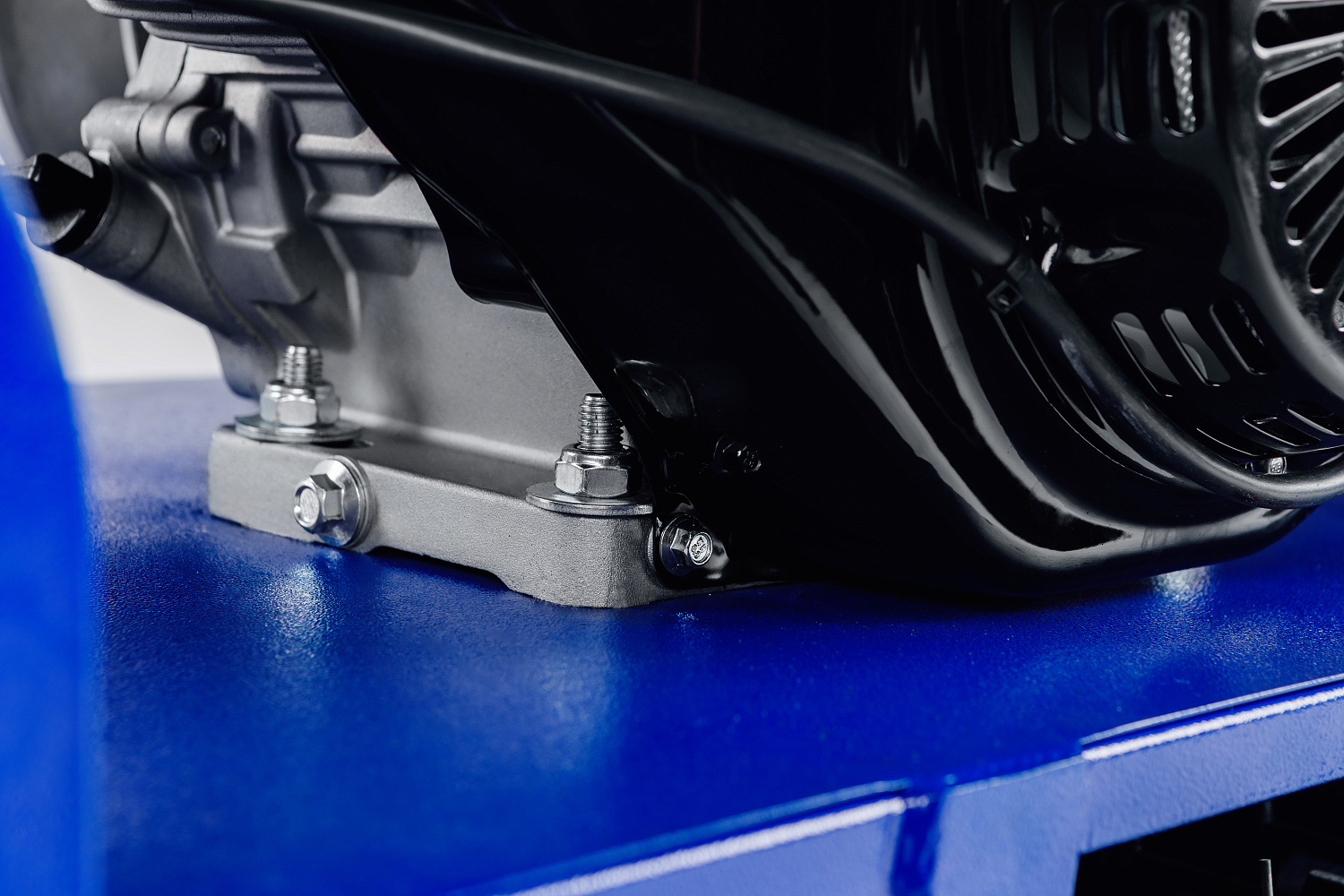 Мотобуксировщик SNOW DOG 17 с эл. запуском (DINKING) в Долгопрудном