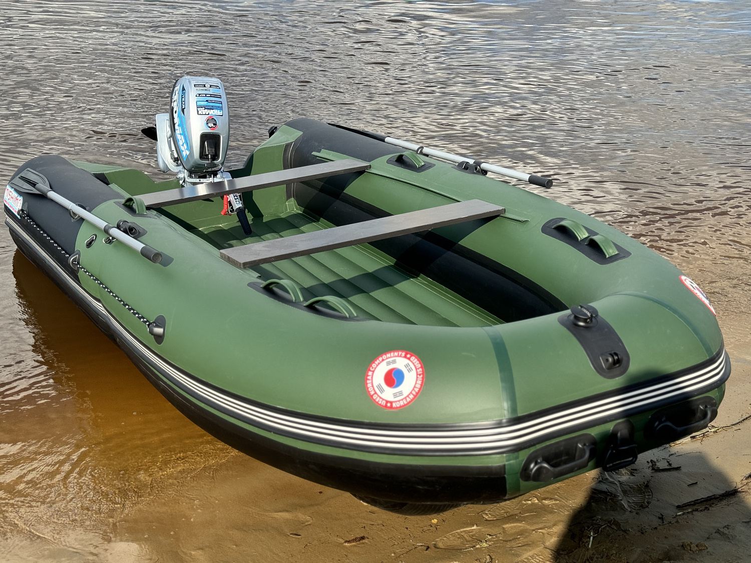 Лодка MISHIMO BIG FLOOR 400 в Долгопрудном