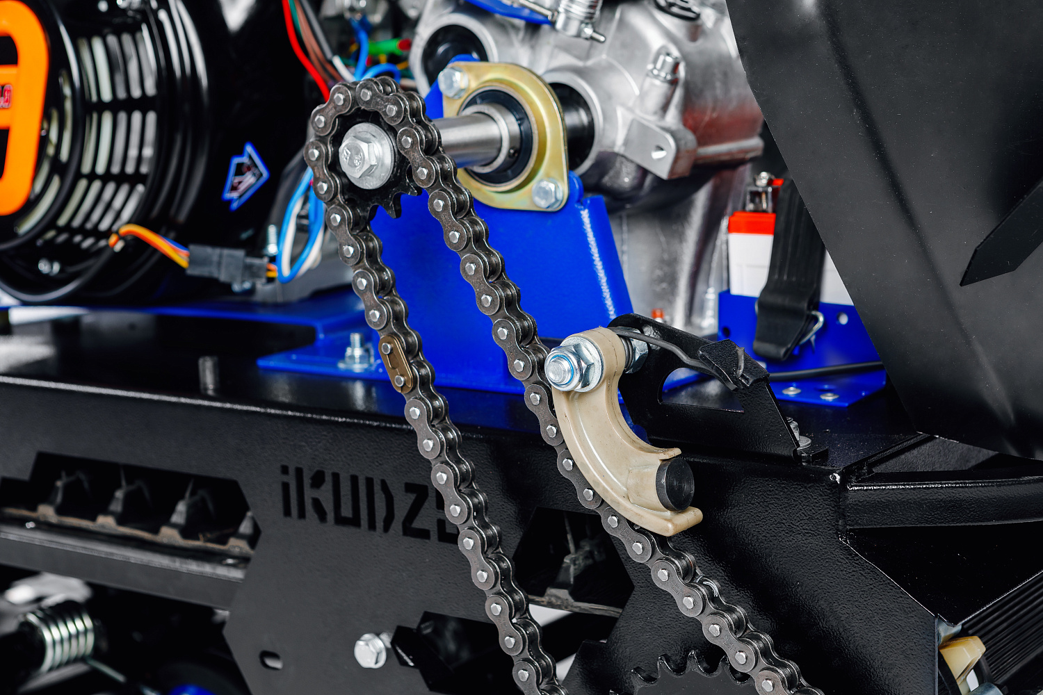 МОТОБУКСИРОВЩИК IKUDZO LONG 2.0 1700/500 EKR20 в Долгопрудном