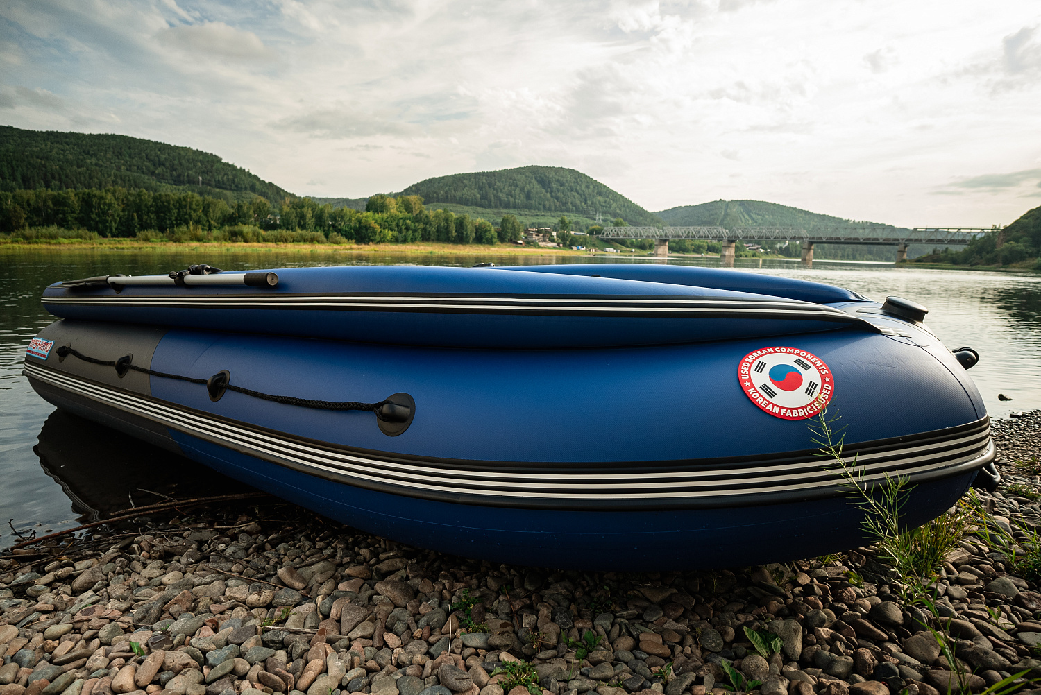 Лодка MISHIMO RIVER FJET PRO 430  под водомет в Долгопрудном