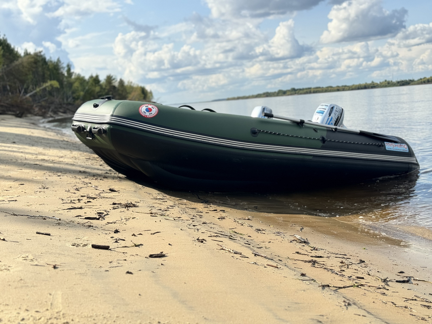 Лодка MISHIMO BIG FLOOR 400 в Долгопрудном