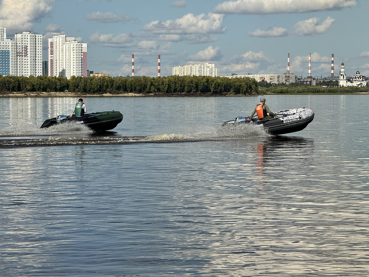 Лодка MISHIMO BIG FLOOR 440 в Долгопрудном