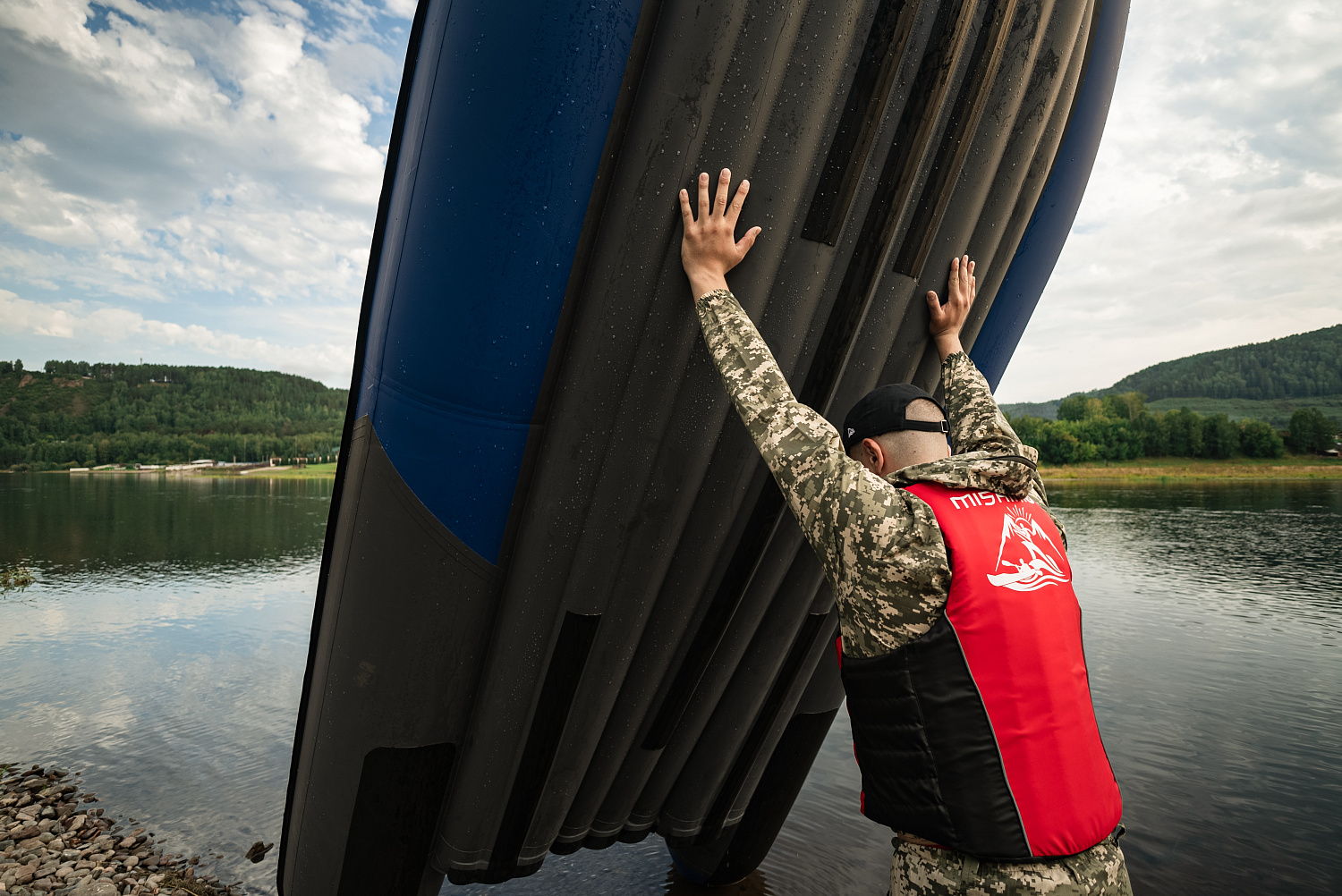 Лодка MISHIMO RIVER FJET PRO 430  под водомет в Долгопрудном